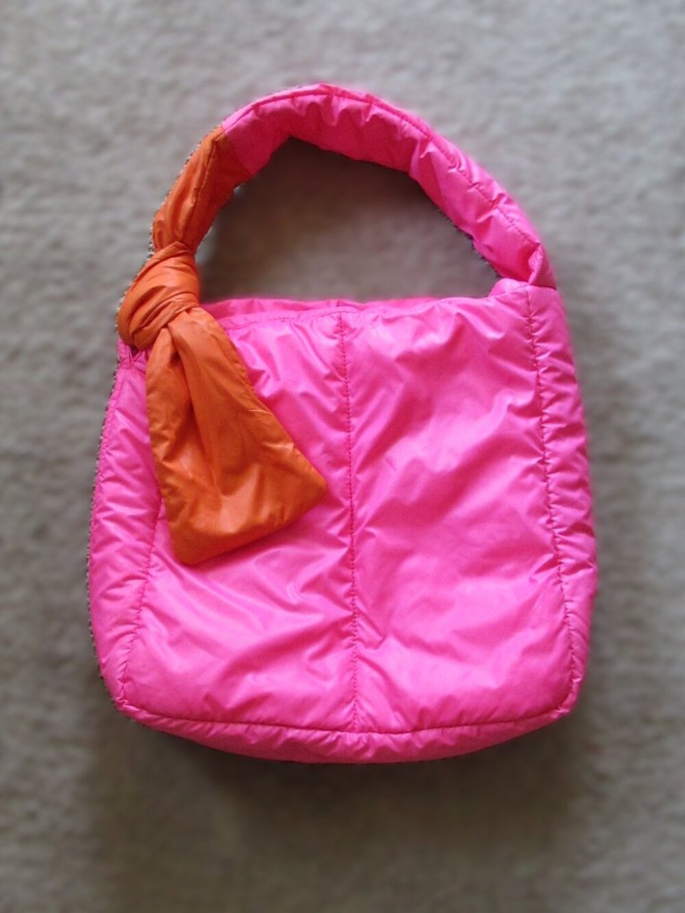 Caraa Sport Puffy Bag – Hot Pink & Orange, Adjustable Strap, Brown Interior